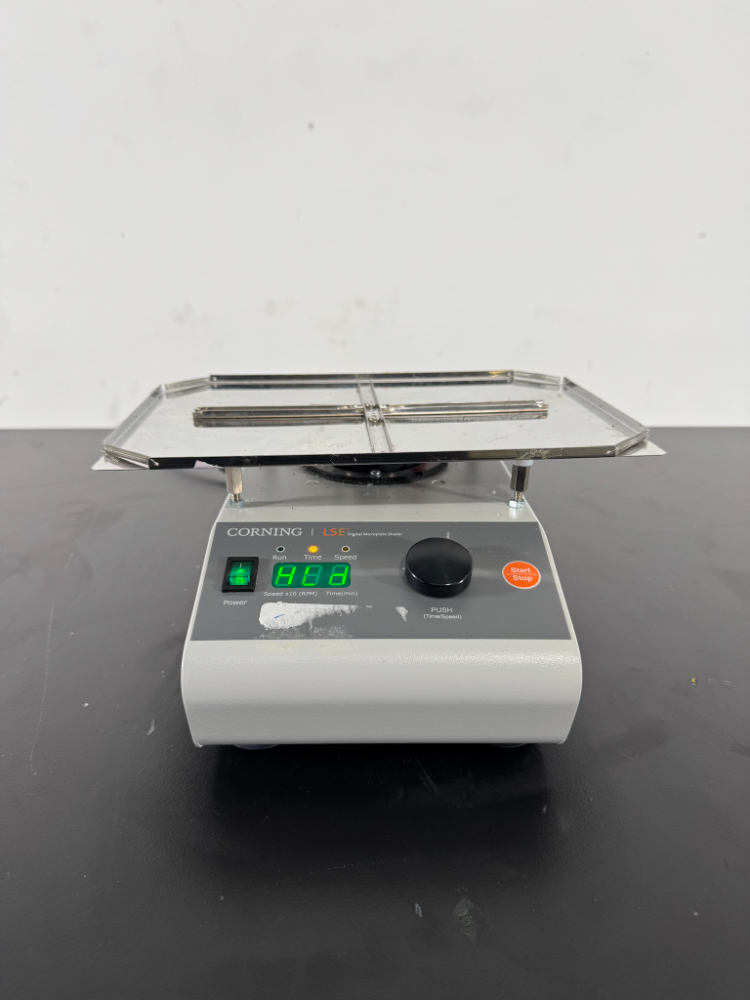 Image of Corning LSE Digital Microplate Shaker